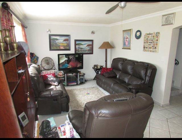 3 BEDROOM DUPLEX FOR SALE IN ST MICHAELS ON SEA